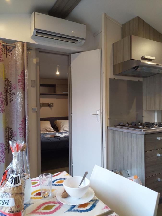 Camping Tikiti 普罗普里亚诺 外观 照片