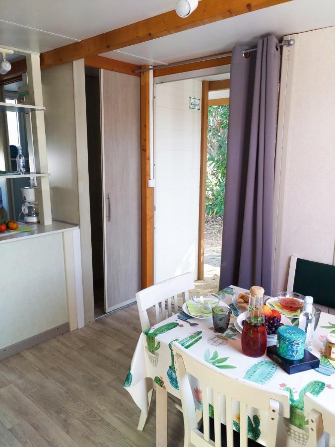 Camping Tikiti 普罗普里亚诺 外观 照片