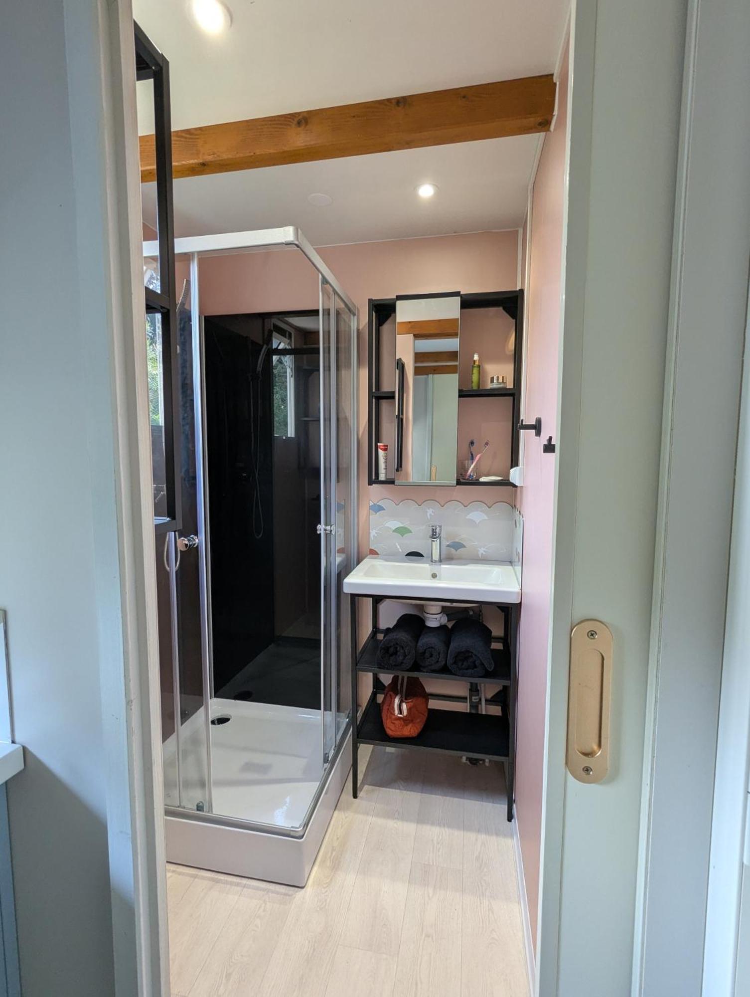 Camping Tikiti 普罗普里亚诺 外观 照片
